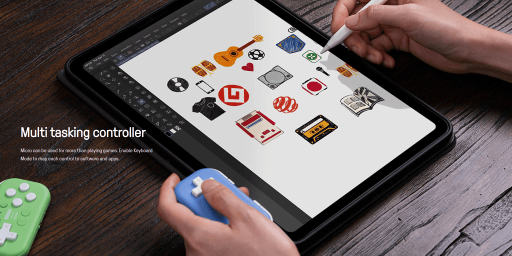 重量わずか24.8gと持ち運びに便利な超小型デバイス「8BitDo Micro」。タブレットでのイラスト制作時に「Kモード」でショートカットを活用し、出先でも快適に作業を効率化できる左手コントローラーです。
