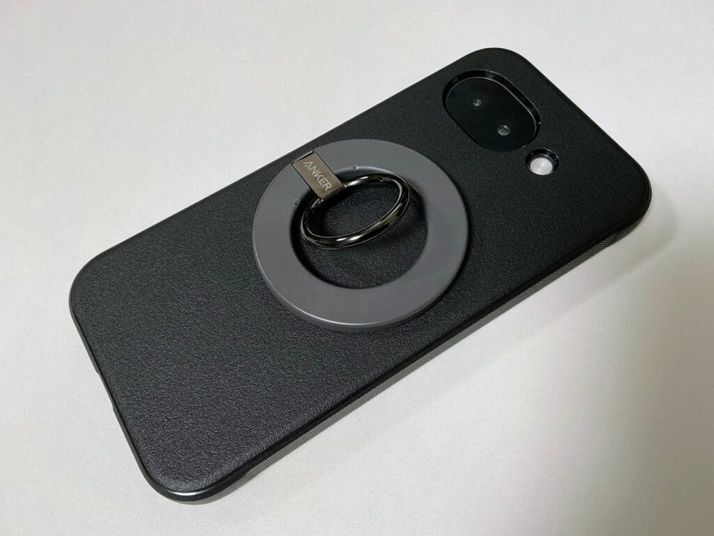 重量27.7gと軽量なAnkerのMagSafe対応スマホリング。磁力の弱さや引き出しにくさが難点