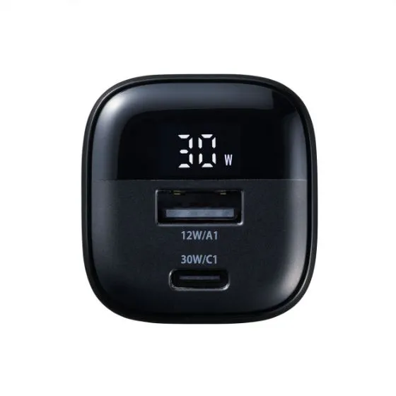 エレコム 30Wモデル（MPA-AC13030BK）の前面 USB Type-CとType-Aの2ポートを搭載